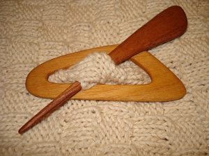 Eco-friendly Shawl Pin (Caoba)