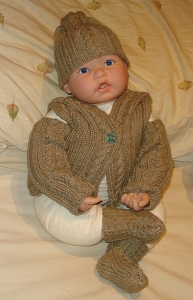Eco Cali Baby Chaleco, Hat, Booties & Greave/Gauntlet Kits