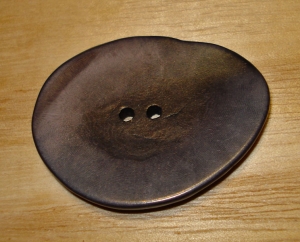 1 1/2" x 1 1/8" Charcoal Corozo Slice Button