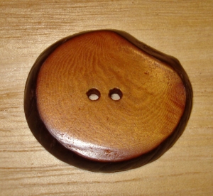 1 1/2" x 1 1/8" Milk Chocolate Corozo Slice Button