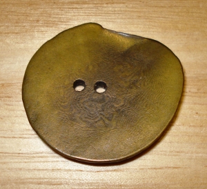 1 1/2" x 1 1/8" OD Green Corozo Slice Button