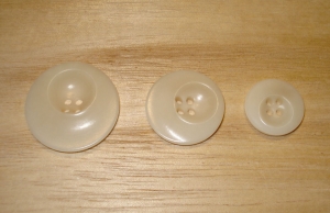 5/8" Natural Corozo (Tagua Nut) Abstract Rimmed Round Button