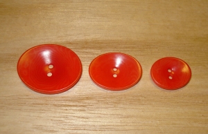 5/8" x 1/2" Coral Rose Corozo (Tagua Nut) Oval Saucer Button