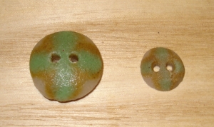 1/2" Recycled Glass Button (Off White, Light Chocolate and Spring Green Mix)