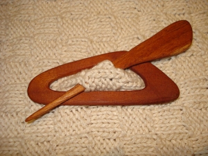 Eco-friendly Shawl Pin (Cedar)