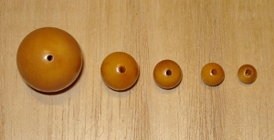 1 Palomino Gold 20mm Rainforest Tagua Nut Bead
